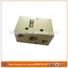 Aluminum die casting of small mold